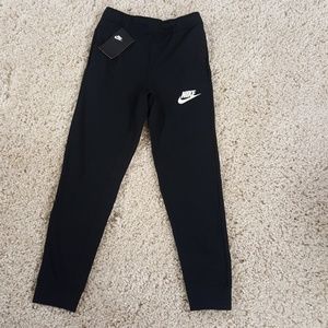 NWT Nike Boys M Athletic Joggers